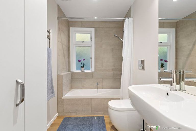 Photo of property in 81 Townsend Road, Miramar, Wellington, 6022