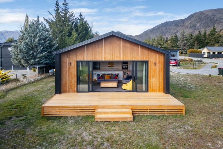 Photo of property in 18 Park Lane, Omarama, 9412