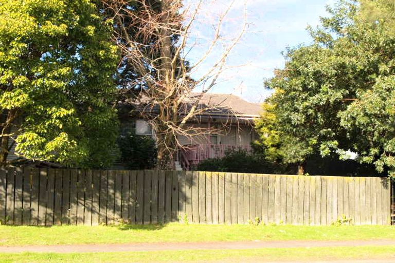 Photo of property in 60 Kivell Close, Mangere East, Auckland, 2024