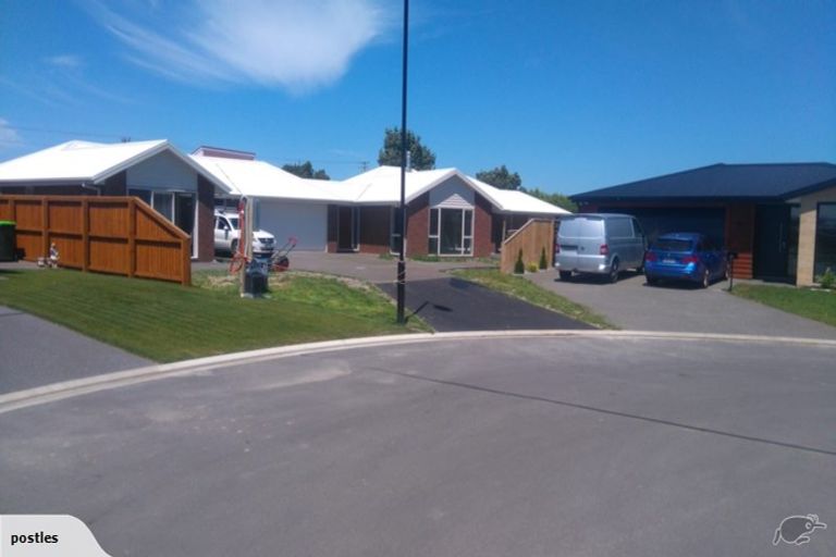 Photo of property in 22 Loxley Place, Lincoln, 7608