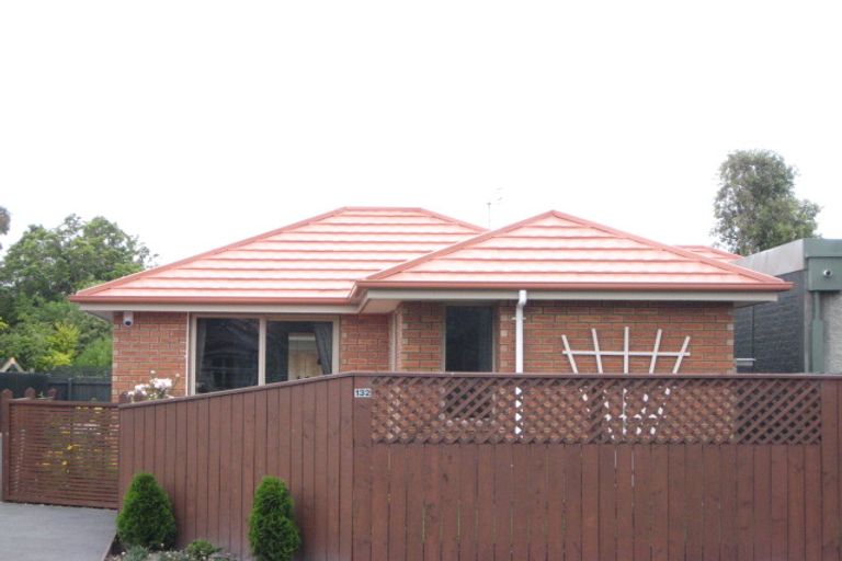 Photo of property in 4/132 Hills Road, Edgeware, Christchurch, 8013