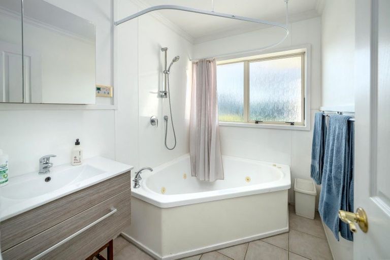 Photo of property in 126 Paierau Road, Opaki, Masterton, 5881