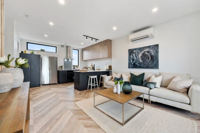 Photo of property in 1/8 Bennett Road, Pakuranga, Auckland, 2010