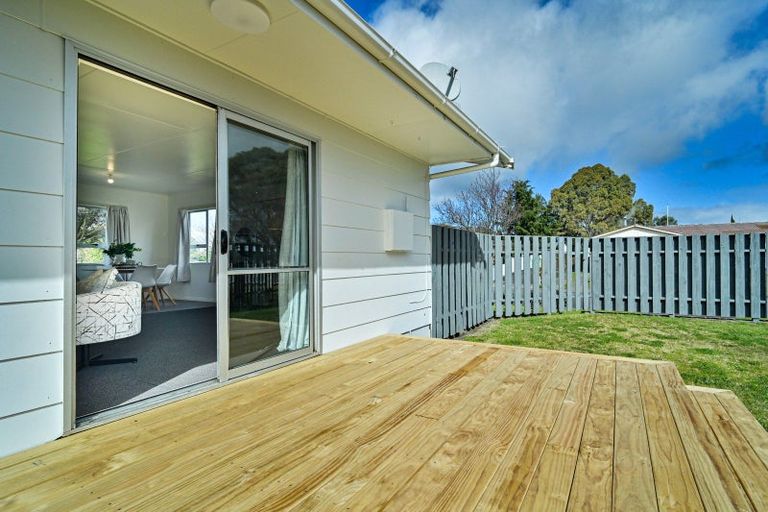 Photo of property in 46 Cartier Crescent, Flaxmere, Hastings, 4120