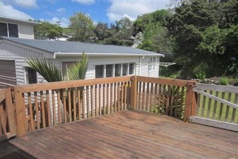 Photo of property in 50 Redwood Avenue, Tawa, Wellington, 5028