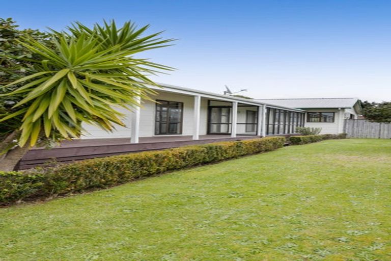 Photo of property in 10 Silvan Place, Bell Block, New Plymouth, 4312