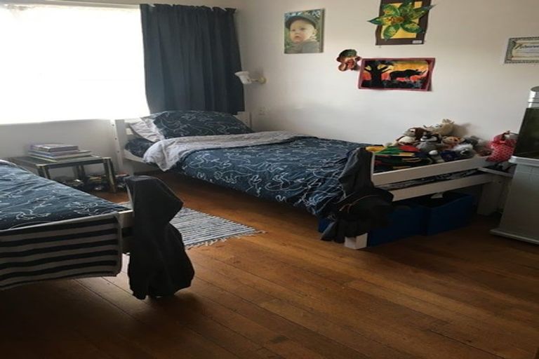 Photo of property in 29 Andrew Road, Howick, Auckland, 2010