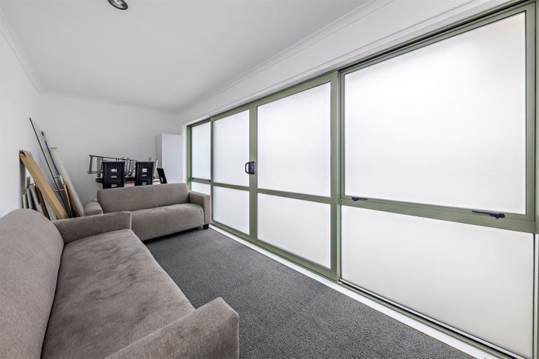 Photo of property in 28 Bicknell Road, Favona, Auckland, 2024