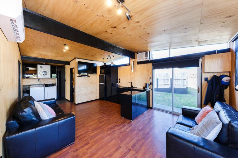 Photo of property in 13 Mack Street, Foxton Beach, Foxton, 4815