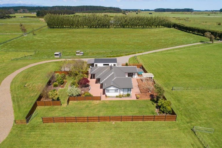 Photo of property in 811 Kellow Road, Glen Oroua, Palmerston North, 4473