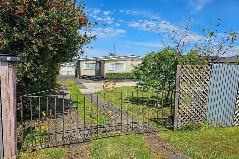 Photo of property in 1/14 View Road, Papakura, 2110