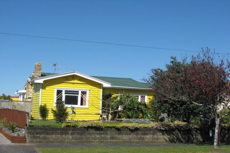 Photo of property in 182 Hakanoa Street, Huntly, 3700