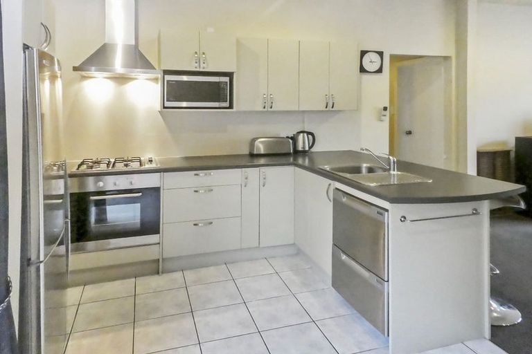 Photo of property in 28 Somerset Crescent, Spreydon, Christchurch, 8024