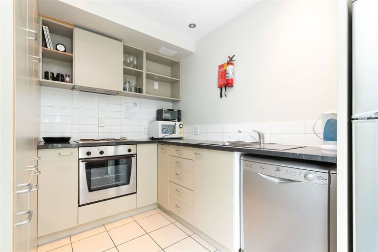 Photo of property in 28/31 Poulson Street, Addington, Christchurch, 8024