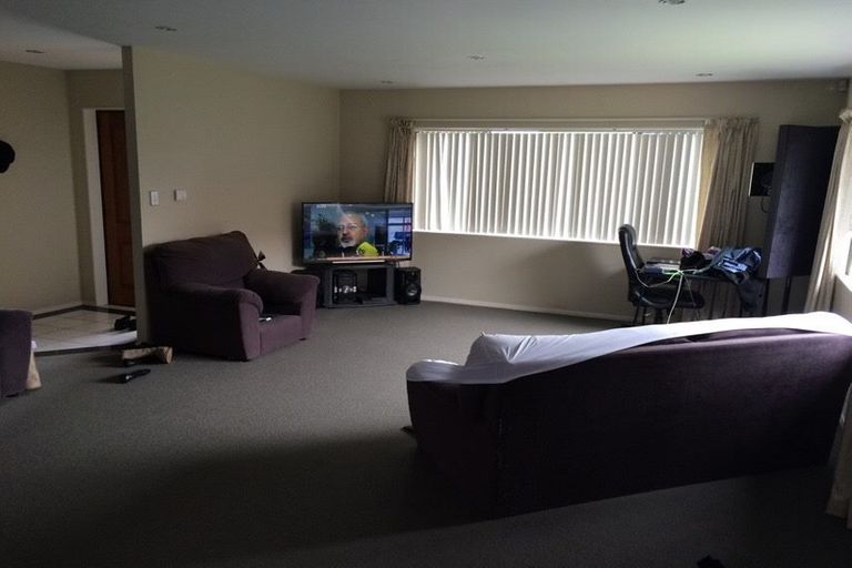 Photo of property in 11 Imjin Place, Papakura, 2110