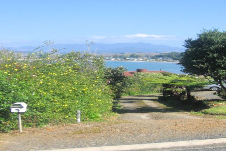 Photo of property in 5 Haddon Crescent, Whitianga, 3510