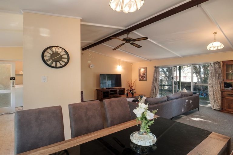 Photo of property in 49 Lawrence Place, Outer Kaiti, Gisborne, 4010