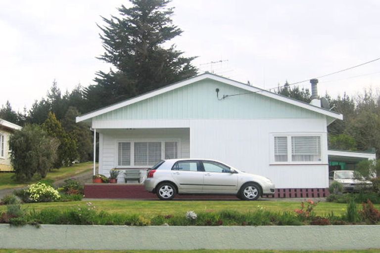 Photo of property in 137 King Street, Hikurangi, 0114