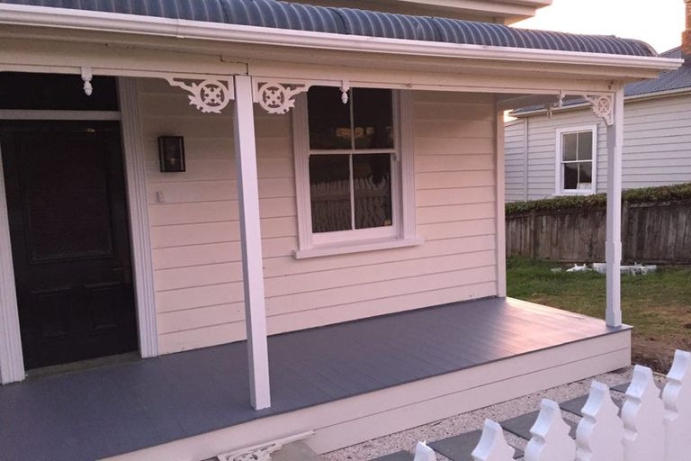 Photo of property in 66 Palmerston Road, Birkenhead, Auckland, 0626