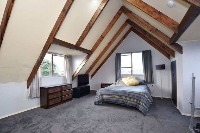 Photo of property in 22 Kirkbride Street, Wallacetown, 9816