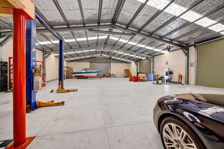 Photo of property in 290 Waihi Road, Hawera, 4673