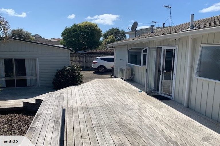 Photo of property in 10 Ervine Place, Bucklands Beach, Auckland, 2014