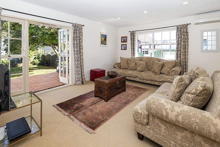 Photo of property in 24 Cherry Road, Bucklands Beach, Auckland, 2014