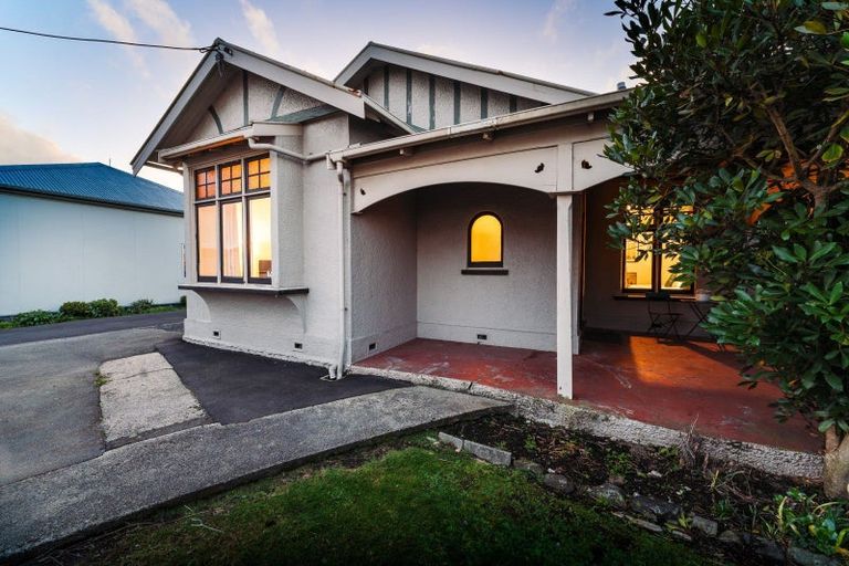 Photo of property in 52 Melbourne Street, South Dunedin, Dunedin, 9012