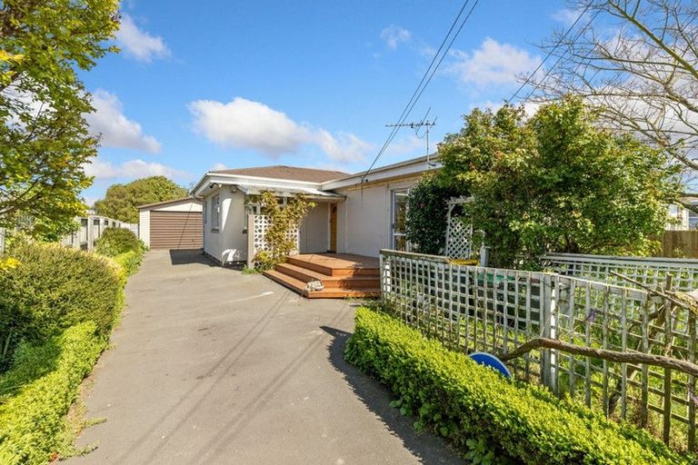 Photo of property in 325 Hills Road, Mairehau, Christchurch, 8013