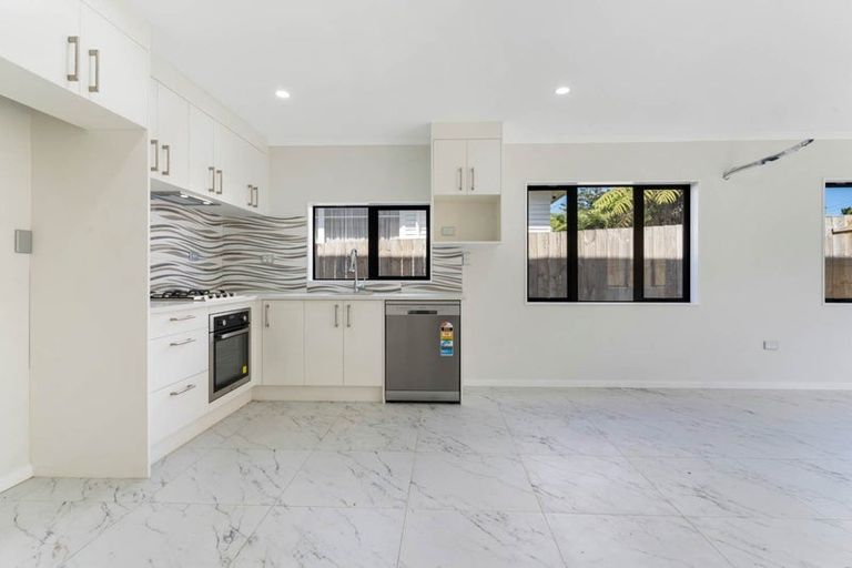 Photo of property in 19b Cornwall Road, Papatoetoe, Auckland, 2025