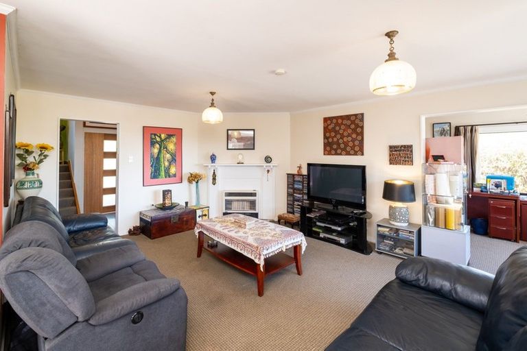 Photo of property in 17 Pukeko Place, Westshore, Napier, 4110
