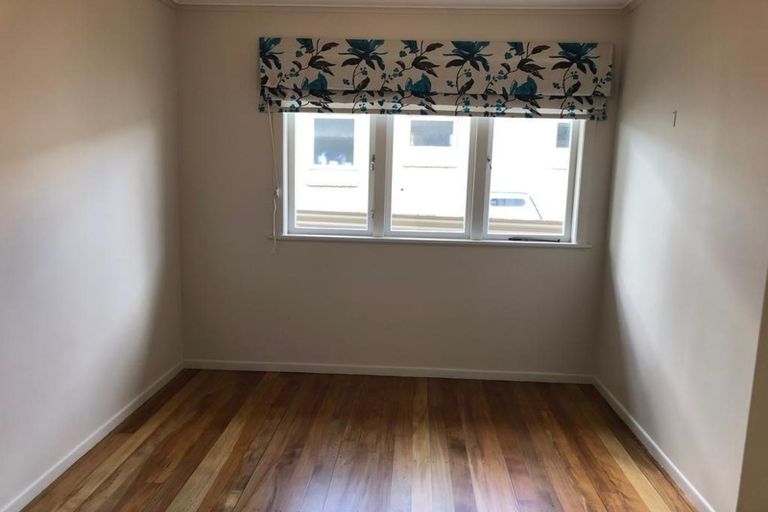 Photo of property in 1/468 Great South Road, Opaheke, Papakura, 2113