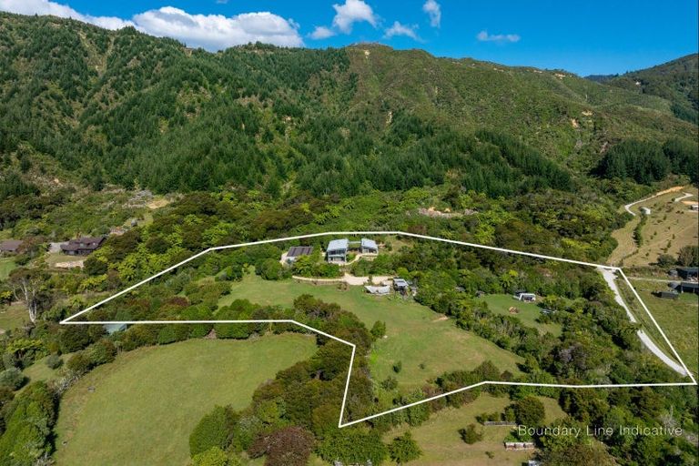 Photo of property in 1160a Abel Tasman Drive, Ligar Bay, Takaka, 7183
