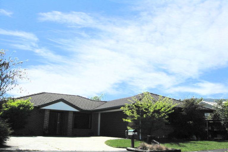 Photo of property in 4 Heath Place, Stoke, Nelson, 7011