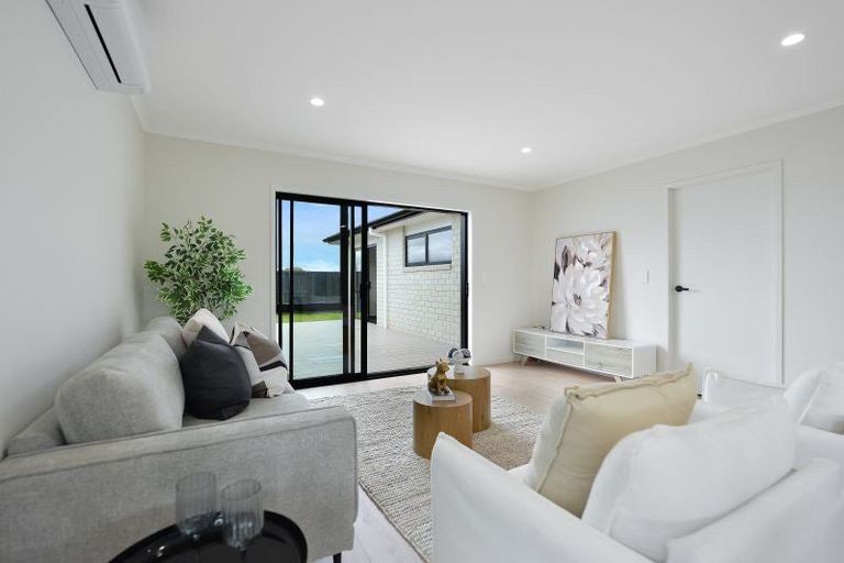 Photo of property in 106 Powells Road, Ruakura, Hamilton, 3214