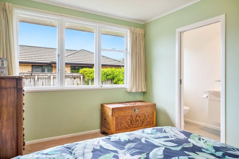 Photo of property in 18 Marion Street, Silverstream, Upper Hutt, 5019
