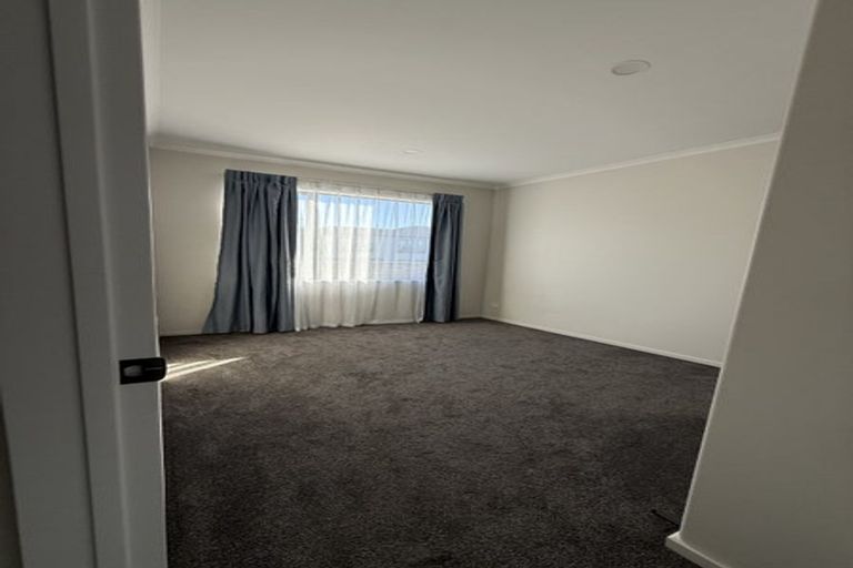 Photo of property in 28 Lime Hill Rise, Flat Bush, Auckland, 2019