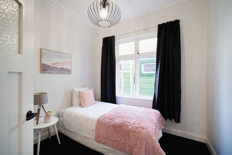 Photo of property in 18 Morrison Street, Caversham, Dunedin, 9012