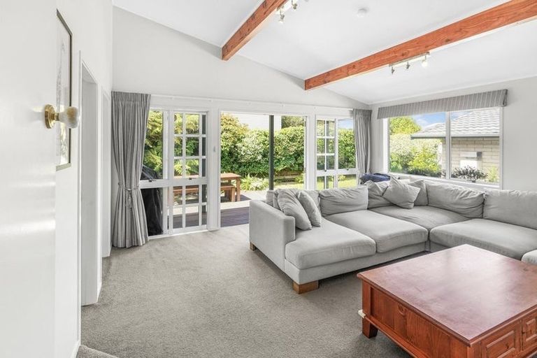 Photo of property in 154 Totara Drive, Pukete, Hamilton, 3200