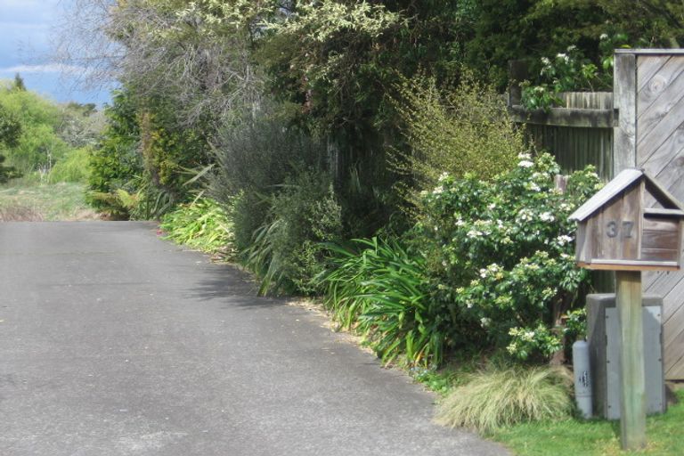 Photo of property in 37 Icarus Place, Sunnybrook, Rotorua, 3015