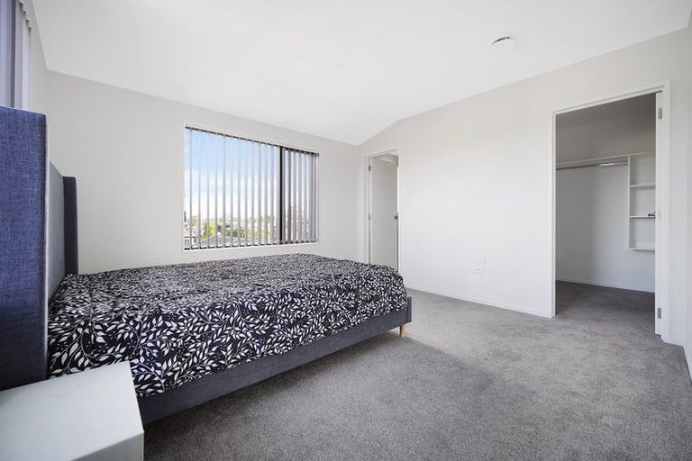 Photo of property in 166b Rathgar Road, Henderson, Auckland, 0610