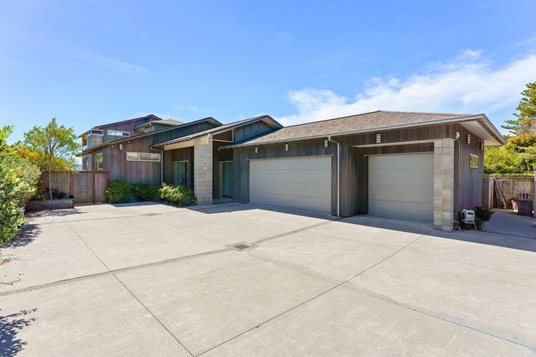 Photo of property in 131 Manly Street, Paraparaumu Beach, Paraparaumu, 5032