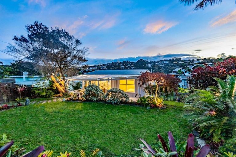 Photo of property in 39 Langton Road, Stanmore Bay, Whangaparaoa, 0932