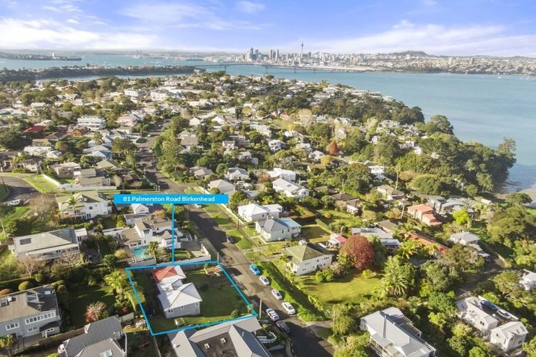 Photo of property in 81 Palmerston Road, Birkenhead, Auckland, 0626
