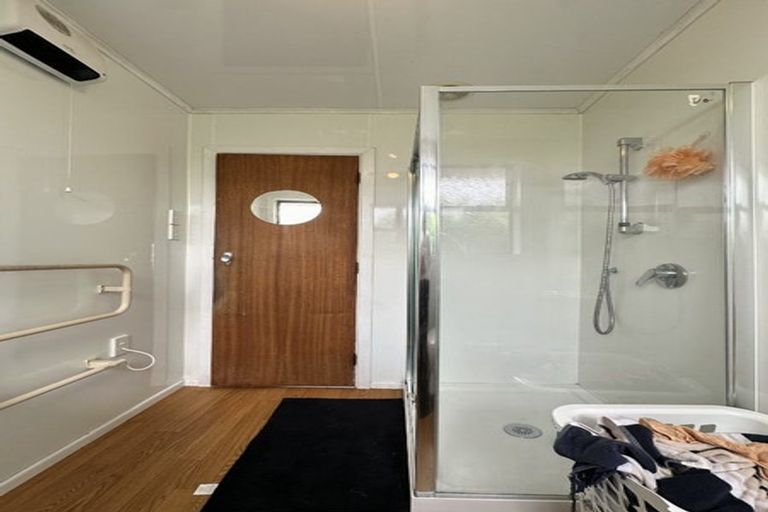 Photo of property in 1/18 Oregon Drive, Maoribank, Upper Hutt, 5018