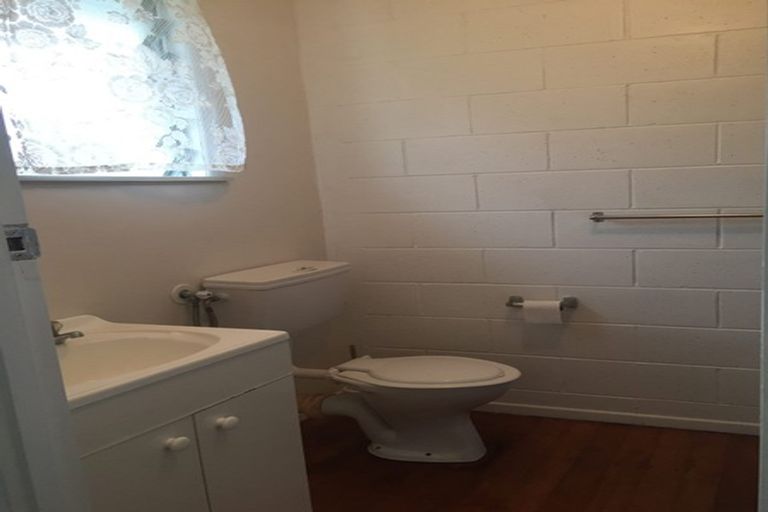 Photo of property in 4/49 Miro Street, New Lynn, Auckland, 0600