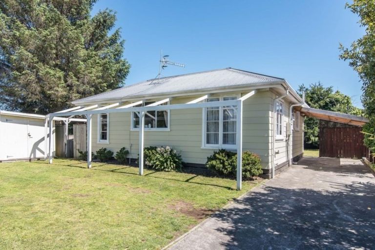 Photo of property in 34 Linwood Drive, Paraparaumu, 5032