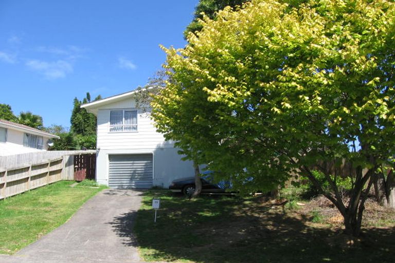 Photo of property in 23 Vandeleur Avenue, Birkdale, Auckland, 0626