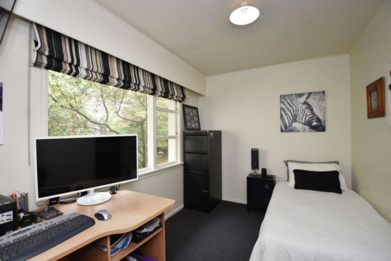 Photo of property in 42 Ferry Road, West Plains, Invercargill, 9879