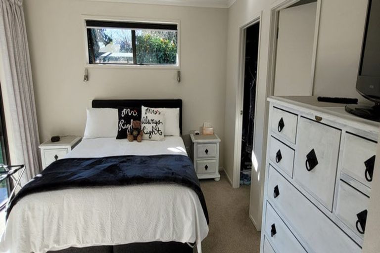 Photo of property in 49 Ainslee Street, Highlands Park, New Plymouth, 4312